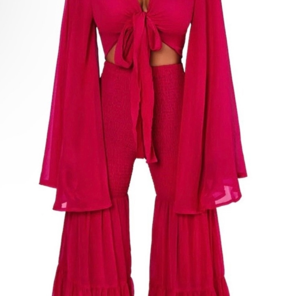 Two piece Set.  Reddish/Magenta Color